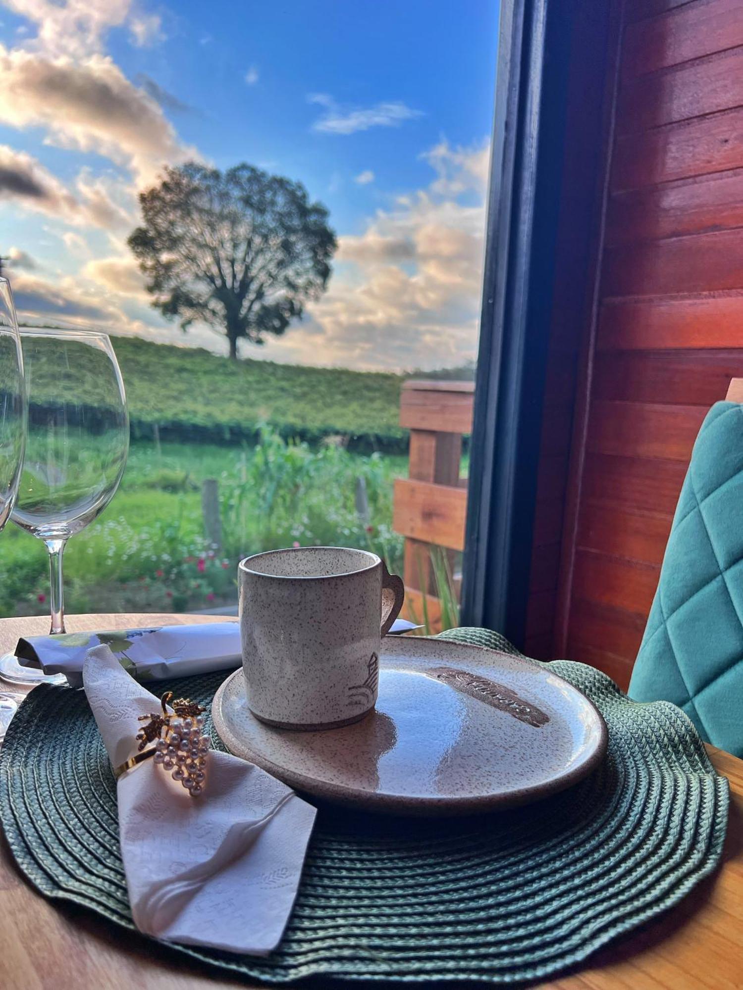 Capanna Del Vale - Um Refugio No Vale Dos Vinhedos Com Experiencia Exclusiva De Degustacao Na Vinicola Dom Candido Bento Goncalves Bagian luar foto
