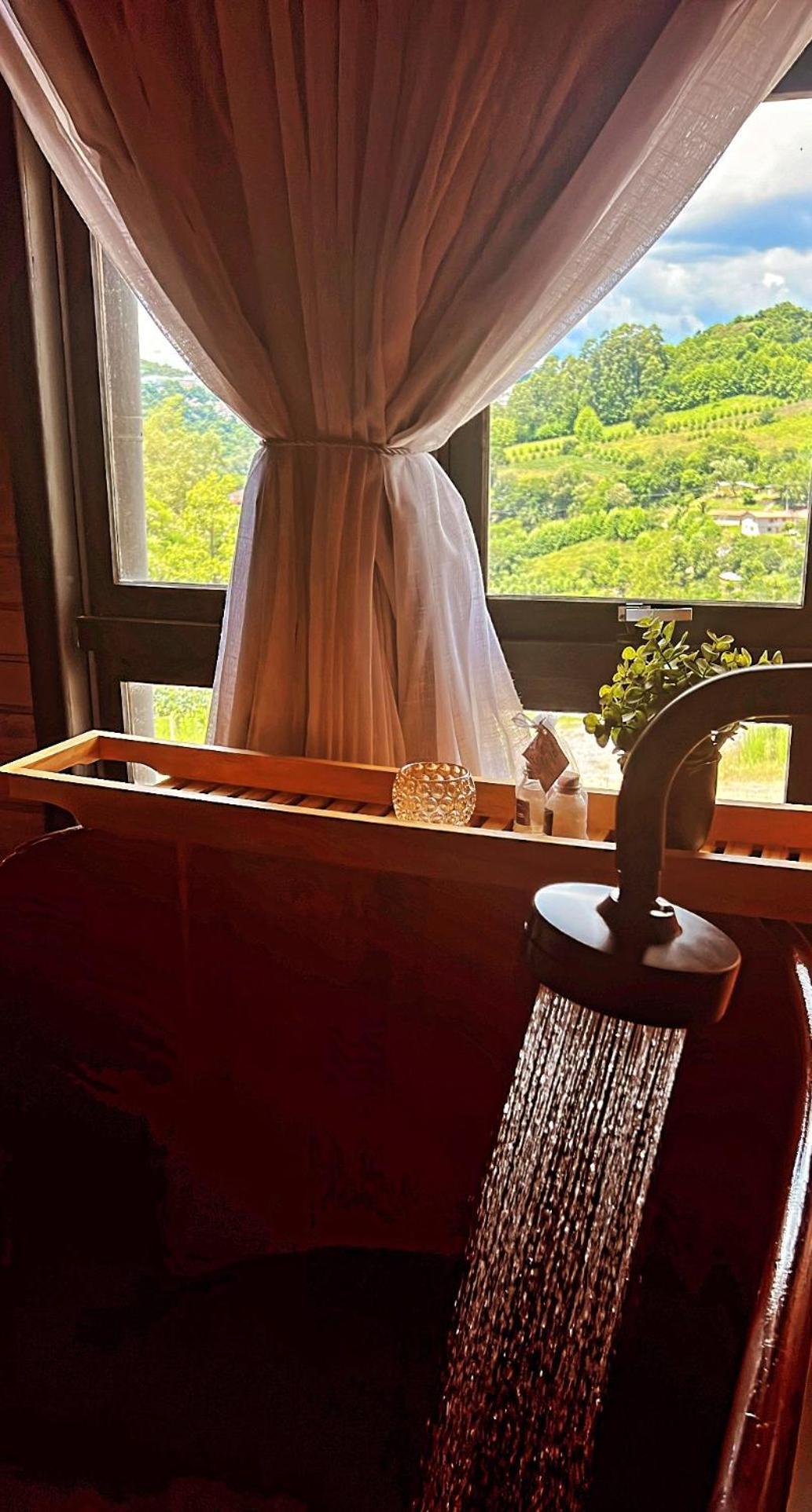 Capanna Del Vale - Um Refugio No Vale Dos Vinhedos Com Experiencia Exclusiva De Degustacao Na Vinicola Dom Candido Bento Goncalves Bagian luar foto