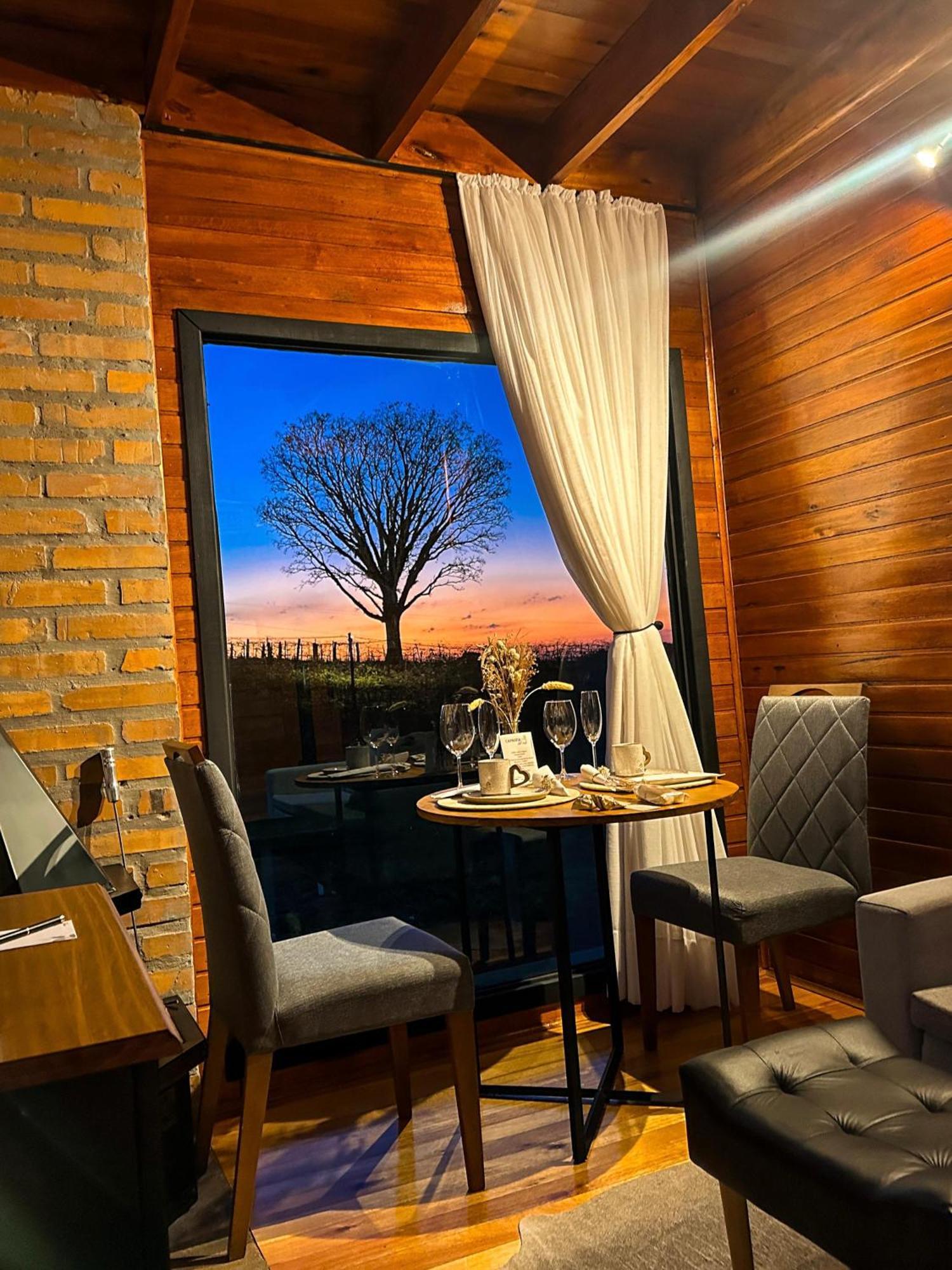 Capanna Del Vale - Um Refugio No Vale Dos Vinhedos Com Experiencia Exclusiva De Degustacao Na Vinicola Dom Candido Bento Goncalves Bagian luar foto